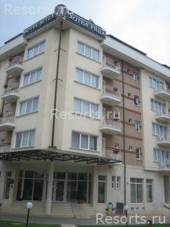 Ritza Hotel 14